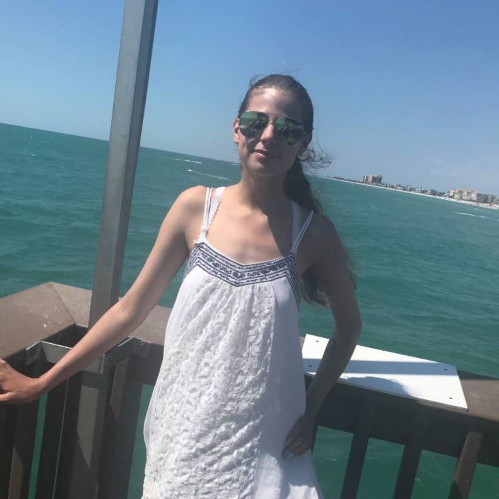 Meet your Posher, Hannah